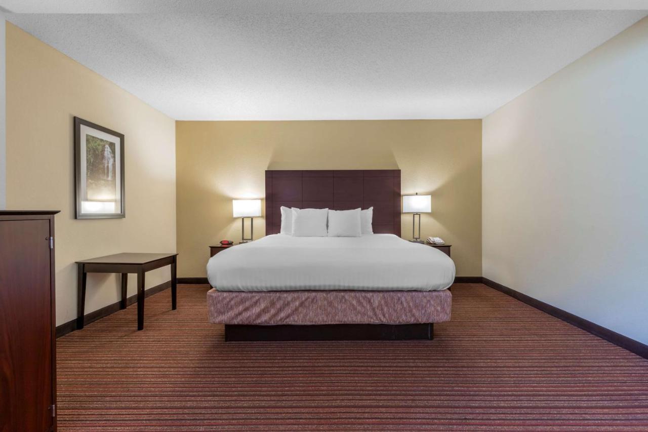 Best Western Seneca-Clemson Bagian luar foto